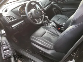 2018 Subaru Impreza Limited z VIN 4S3GTAU66J3714838, wystawiony jako Copart lot #46945135 z przebiegiem 69 557 mil mil oraz Szkoda całkowita • Salvage title. Historia ofert i sprzedaży dostępna na DreamBid. Obrazek 7.