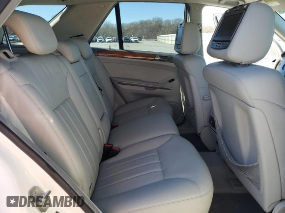 2006 Mercedes-Benz M 350 with VIN 4JGBB86EX6A088591, listed as a Copart auction lot 47433415 with 137,132 mi miles and Salvage Title. Bid and sale history available at DreamBid. Image 11.