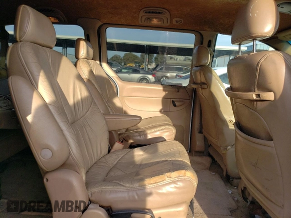 1996 Chrysler Town & Country LXi with VIN 1C4GP64L8TB423564, listed as a Copart auction lot 76068213 with 288,588 mi miles and Clean Title. Bid and sale history available at carsss.com. Image 10.
