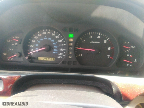 2001 Toyota Land Cruiser with VIN JTEHT05J512016563, listed as a IAAI auction lot 41868193 with 247,653 mi miles. Bid and sale history available at carsss.com. Image 7.