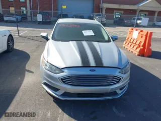 2018 Ford Fusion SE with VIN 3FA6P0H72JR117545, listed as a IAAI auction lot 42012543 with 147,214 mi miles. Bid and sale history available at carsss.com. Image 12.