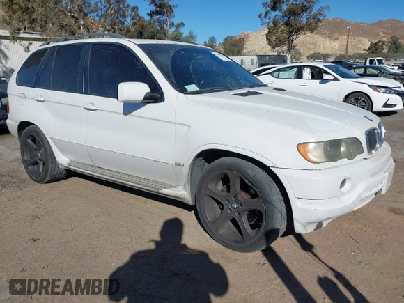 2002 BMW X5 3.0i with VIN 5UXFA53522LP52987, listed as a IAAI auction lot 41291219 with 185,541 mi miles. Bid and sale history available at carsss.com. Image 1.