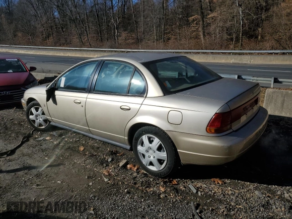 1998 Saturn SL z VIN 1G8ZK5275WZ210570, wystawiony jako Copart lot #82993114 z przebiegiem 144 690 mil mil oraz Szkody całkowita. Historia ofert i sprzedaży dostępna na DreamBid. Obrazek 2.