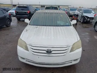 2005 Toyota Avalon XL with VIN 4T1BK36B25U036684, listed as a IAAI auction lot 41468502 with 1 mi miles. Bid and sale history available at carsss.com. Image 6.