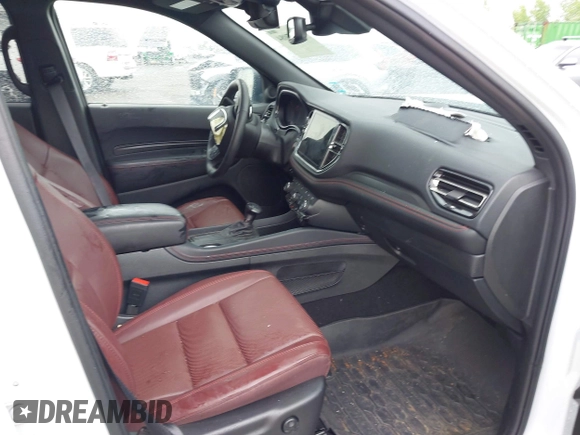 2024 Dodge Durango R/T Plus z VIN 1C4SDJCT4RC228085, wystawiony jako IAAI lot #42047084 z przebiegiem 6 458 mil mil oraz . Historia ofert i sprzedaży dostępna na DreamBid. Obrazek 5.
