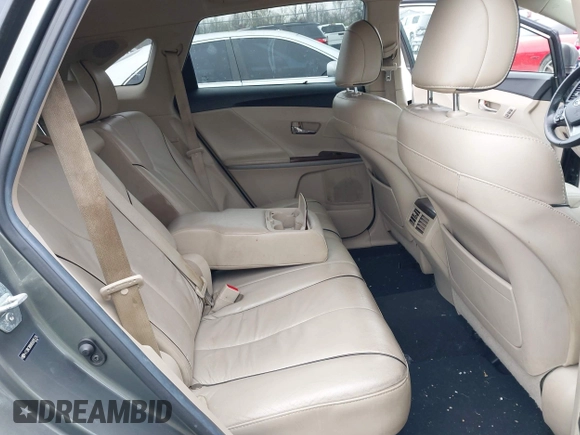 2013 Toyota Venza LE with VIN 4T3BK3BB9DU095176, listed as a IAAI auction lot 41998982 with 177,579 mi miles. Bid and sale history available at carsss.com. Image 8.
