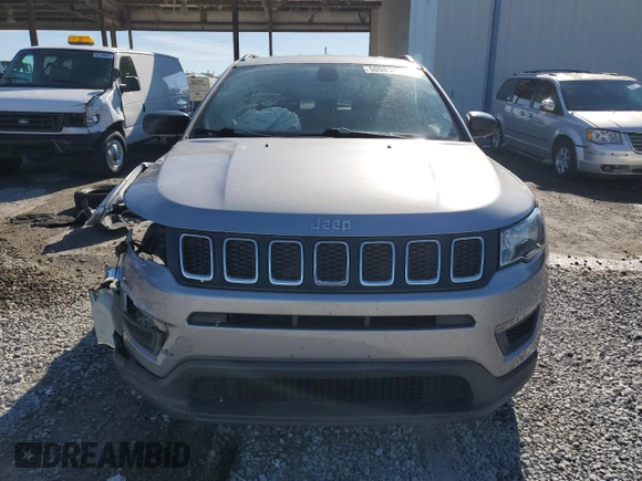 2018 Jeep Compass Sport with VIN 3C4NJCAB4JT182472, listed as a Copart auction lot 50085455 with 53,266 mi miles and Salvage Title. Bid and sale history available at carsss.com. Image 5.