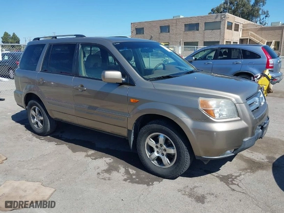 2008 Honda Pilot EX-L with VIN 5FNYF18758B012974, listed as a IAAI auction lot 41884153 with 112,165 mi miles. Bid and sale history available at carsss.com. Image 1.