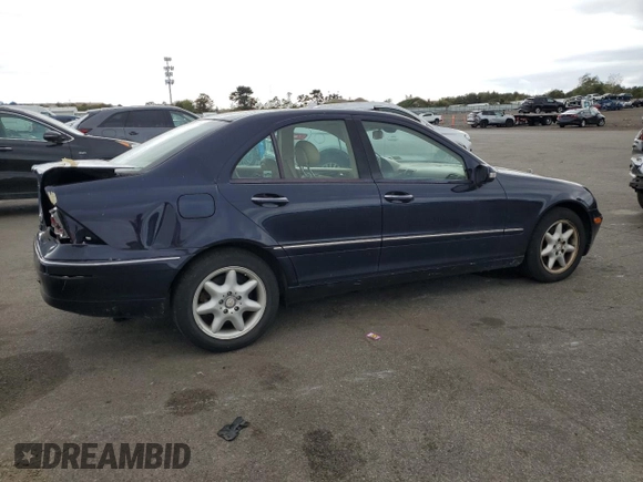 2003 Mercedes-Benz C 240 с VIN WDBRF81J83F377073, выставлен на аукционе Copart как лот 72051204 с пробегом Не указан миль и На запчасти • Non repairable. История ставок и продаж доступна на DreamBid. Изображение 3.