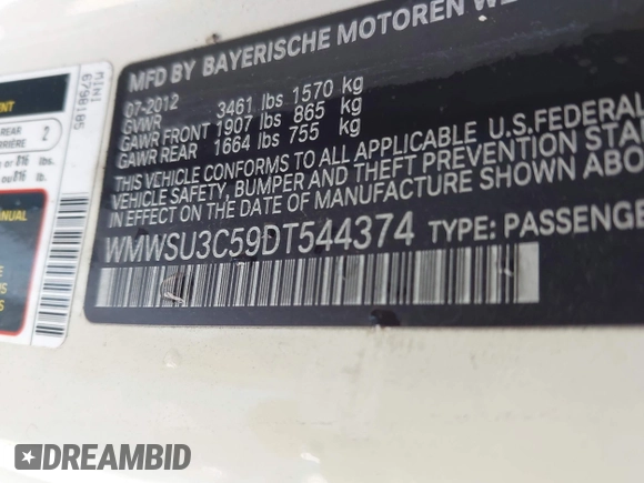 2013 MINI Hardtop z VIN WMWSU3C59DT544374, wystawiony jako IAAI lot #42302212 z przebiegiem 76 856 mil mil oraz . Historia ofert i sprzedaży dostępna na DreamBid. Obrazek 9.