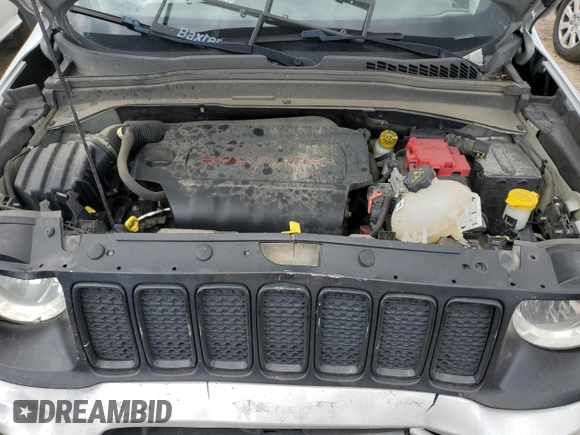 2020 Jeep Renegade Latitude z VIN ZACNJBBB2LPL29503, wystawiony jako Copart lot #72310784 z przebiegiem 61 856 mil mil oraz Szkoda całkowita • Salvage title. Historia ofert i sprzedaży dostępna na DreamBid. Obrazek 12.