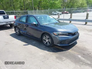 2024 Honda Civic LX z VIN 19XFL2H57RE021316, wystawiony jako IAAI lot #42031580 z przebiegiem 18 598 mil mil oraz . Historia ofert i sprzedaży dostępna na DreamBid. Obrazek 1.