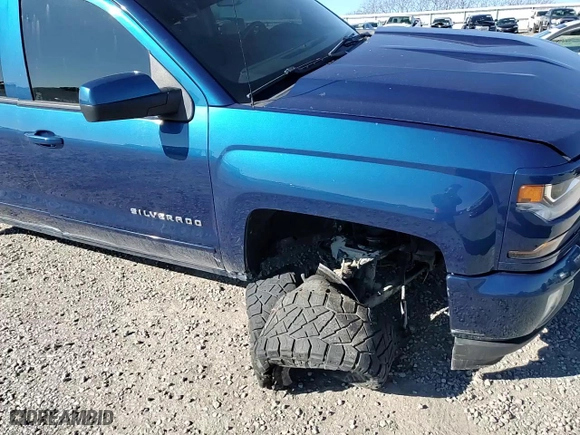 2017 Chevrolet Silverado 1500 LT with VIN 3GCUKREC0HG348794, listed as a Copart auction lot 46984065 with 101,304 mi miles and Salvage Title. Bid and sale history available at carsss.com. Image 11.