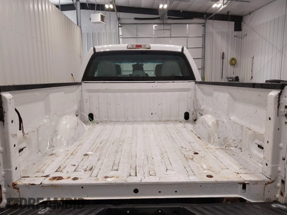2014 Ford F-150 XL with VIN 1FTEX1EM9EKG35815, listed as a IAAI auction lot 42193682 with 267,087 mi miles and . Bid and sale history available at DreamBid. Image 17.
