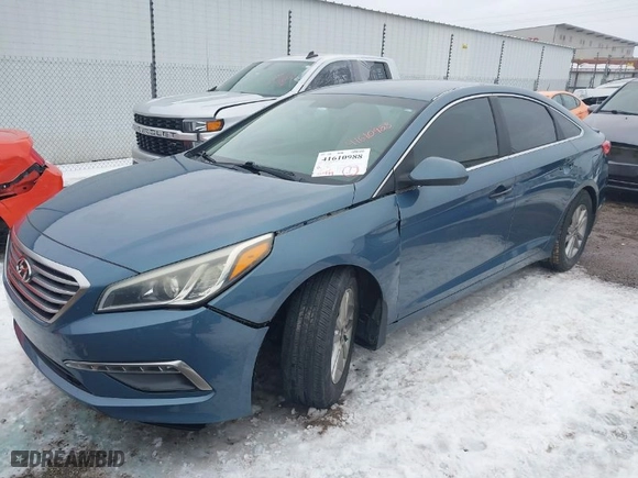 2015 Hyundai Sonata 2.4L SE with VIN 5NPE24AF2FH200951, listed as a IAAI auction lot 41610988 with 110,449 mi miles. Bid and sale history available at carsss.com. Image 2.