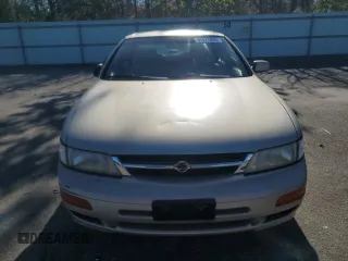 1999 Nissan Maxima GXE z VIN JN1CA21D8XM403253, wystawiony jako Copart lot #55877675 z przebiegiem 61 019 mil mil oraz Czysty tytuł • Clean title. Historia ofert i sprzedaży dostępna na DreamBid. Obrazek 5.