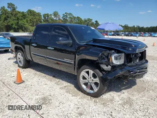 2008 GMC Sierra Denali z VIN 2GTEC638481135144, wystawiony jako Copart lot #70402884 z przebiegiem 211 510 mil mil oraz Czysty tytuł • Clean title. Historia ofert i sprzedaży dostępna na DreamBid. Obrazek 4.