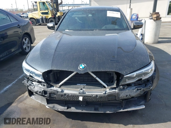 2020 BMW 3 Series M340i with VIN 3MW5U7J04L8B38598, listed as a IAAI auction lot 41406716 with 42,120 mi miles and . Bid and sale history available at DreamBid. Image 13.