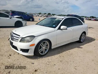 2013 Mercedes-Benz C 250 Sport с VIN WDDGF4HB2DA779952, выставлен на аукционе Copart как лот 63926315 с пробегом 135 332 миль миль и Списание • Salvage title. История ставок и продаж доступна на DreamBid. Изображение 1.