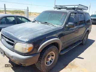 1999 Ford Explorer z VIN 1FMZU32X6XZA93597, wystawiony jako IAAI lot #42138855 z przebiegiem 190 449 mil mil oraz . Historia ofert i sprzedaży dostępna na DreamBid. Obrazek 2.