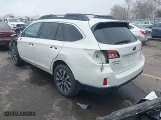 2015 Subaru Outback 2.5i Limited with VIN 4S4BSAJC5F3246157, listed as a IAAI auction lot 41931664 with 166,061 mi miles. Bid and sale history available at carsss.com. Image 3.