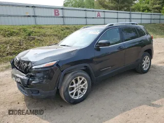 2016 Jeep Cherokee Latitude with VIN 1C4PJMCS1GW111194, listed as a Copart auction lot 59280535 with 113,230 mi miles and Non repairable. Bid and sale history available at DreamBid. Image 1.