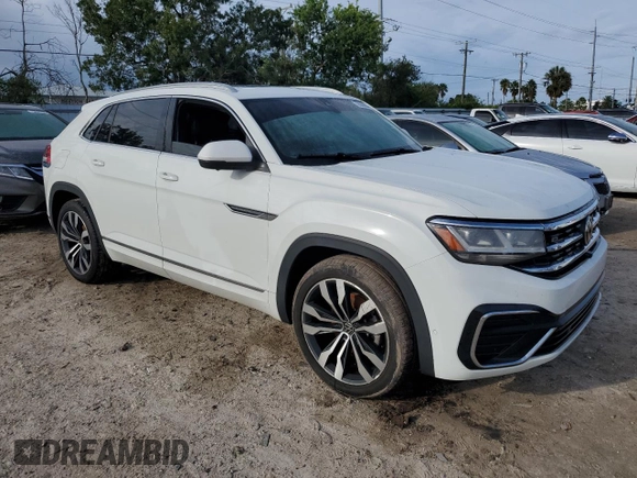 2021 Volkswagen Atlas SEL Premium R-Line with VIN 1V2FE2CA0MC210645, listed as a Copart auction lot 73636864 with Not provided miles and Salvage title. Bid and sale history available at DreamBid. Image 4.