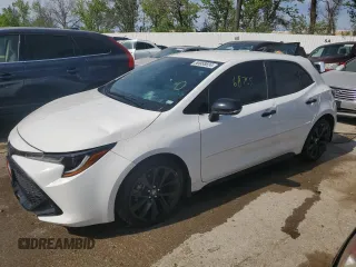 2020 Toyota Corolla Hatchback SE with VIN JTND4RBE0L3082166, listed as a Copart auction lot 50958824 with 68,765 mi miles and Clean Title. Bid and sale history available at carsss.com. Image 1.