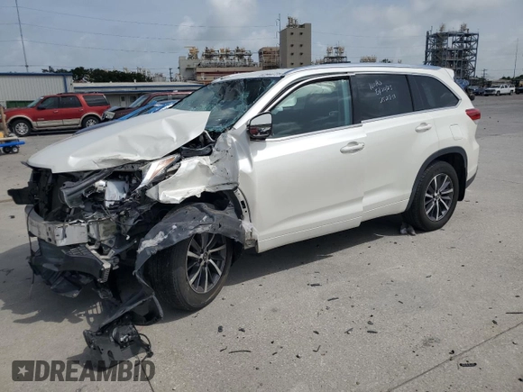 2018 Toyota Highlander SE with VIN 5TDKZRFH6JS531704, listed as a Copart auction lot 62944725 with Not provided miles and Salvage title. Bid and sale history available at DreamBid. Image 1.