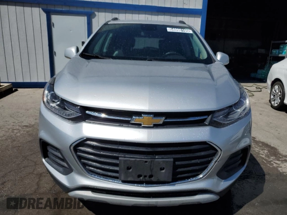 2021 Chevrolet Trax LT with VIN KL7CJPSB2MB330750, listed as a Copart auction lot 54090195 with 112,118 mi miles and Clean Title. Bid and sale history available at carsss.com. Image 5.