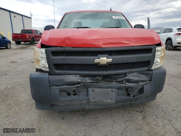 2008 Chevrolet Silverado 1500 Work Truck with VIN 1GCEC19X78Z124132, listed as a Copart auction lot 85165024 with 276,521 mi miles and Salvage Title. Bid and sale history available at carsss.com. Image 5.