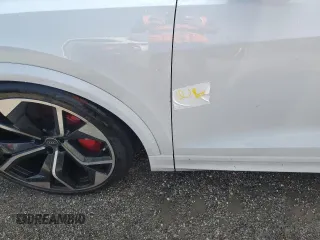 2024 Audi RS Q8 z VIN WU1ARBF19RD000254, wystawiony jako Copart lot #75186144 z przebiegiem Nie podano mil oraz Szkoda całkowita • Salvage title. Historia ofert i sprzedaży dostępna na DreamBid. Obrazek 13.