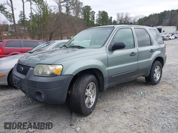 2006 Ford Escape XLT with VIN 1FMYU03Z66KC72563, listed as a IAAI auction lot 41204974 with 249,149 mi miles. Bid and sale history available at carsss.com. Image 2.