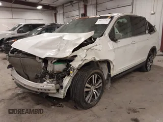 2016 Honda Pilot EX-L with VIN 5FNYF6H79GB019440, listed as a IAAI auction lot 41375747 with 199,535 mi miles. Bid and sale history available at carsss.com. Image 6.