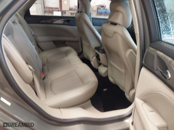 2017 Lincoln MKZ Reserve with VIN 3LN6L5E94HR609427, listed as a IAAI auction lot 41547378 with NaN miles. Bid and sale history available at carsss.com. Image 8.