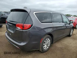 2018 Chrysler Pacifica Touring Plus с VIN 2C4RC1FG8JR323311, выставлен на аукционе Copart как лот 65020975 с пробегом 59 577 миль миль и Чистый • Clean title. История ставок и продаж доступна на DreamBid. Изображение 3.