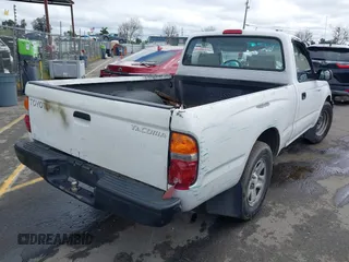2002 Toyota Tacoma z VIN 5TENL42N02Z099046, wystawiony jako IAAI lot #41774946 z przebiegiem 189 134 mil mil oraz . Historia ofert i sprzedaży dostępna na DreamBid. Obrazek 4.