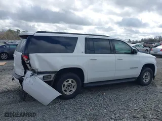 2019 Chevrolet Suburban LT with VIN 1GNSCHKC8KR405969, listed as a IAAI auction lot 41532271 with 107,003 mi miles. Bid and sale history available at carsss.com. Image 13.