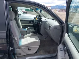 2005 GMC Envoy SLE with VIN 1GKDT13S552212811, listed as a IAAI auction lot 41996953 with 147,896 mi miles. Bid and sale history available at carsss.com. Image 5.