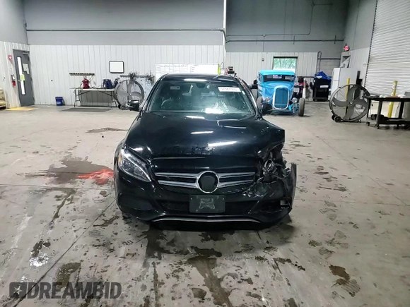 2018 Mercedes-Benz C 300 z VIN WDDWF4KB0JR404899, wystawiony jako Copart lot #57587555 z przebiegiem 89 790 mil mil oraz Szkoda całkowita • Salvage title. Historia ofert i sprzedaży dostępna na DreamBid. Obrazek 13.