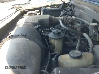 2001 Ford F-150 XL с VIN 1FTPX17LX1KB15016, выставлен на аукционе IAAI как лот 42320637 с пробегом 567 424 миль миль и . История ставок и продаж доступна на DreamBid. Изображение 20.