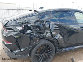 2022 BMW X6 xDrive40i with VIN 5UXCY6C01N9K61756, listed as a IAAI auction lot 41083429 with 53,132 mi miles. Bid and sale history available at carsss.com. Image 18.