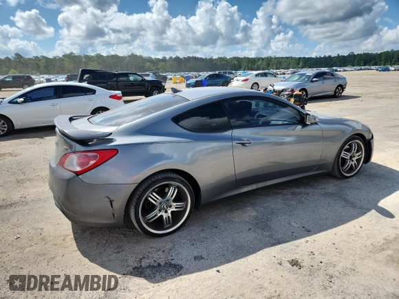 2010 Hyundai Genesis Coupe with VIN KMHHT6KD9AU028740, listed as a Copart auction lot 62997005 with 210,161 mi miles and Clean title. Bid and sale history available at DreamBid. Image 3.