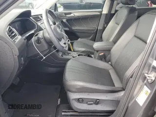 2022 Volkswagen Tiguan SE с VIN 3VV2B7AX1NM167089, выставлен на аукционе Copart как лот 64605475 с пробегом 37 890 миль миль и Списание • Salvage title. История ставок и продаж доступна на DreamBid. Изображение 7.