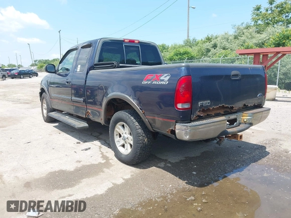 2003 Ford F-150 XL z VIN 1FTRX18L53NA25491, wystawiony jako IAAI lot #42463000 z przebiegiem 183 702 mil mil oraz . Historia ofert i sprzedaży dostępna na DreamBid. Obrazek 3.