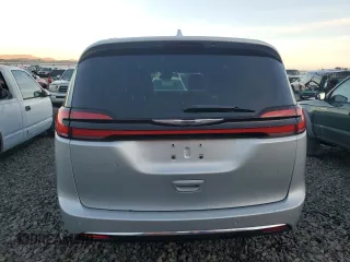 2022 Chrysler Pacifica Touring L z VIN 2C4RC3BG4NR184642, wystawiony jako Copart lot #85393494 z przebiegiem 137 326 mil mil oraz Tytuł czysty. Historia ofert i sprzedaży dostępna na DreamBid. Obrazek 6.