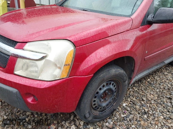 2006 Chevrolet Equinox LS with VIN 2CNDL13F766055149, listed as a IAAI auction lot 41870455 with 190,943 mi miles. Bid and sale history available at carsss.com. Image 6.