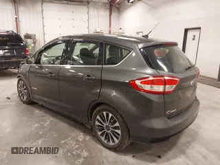 2018 Ford C-Max Titanium with VIN 1FADP5DU5JL101340, listed as a IAAI auction lot 41816730 with 102,207 mi miles and . Bid and sale history available at DreamBid. Image 3.