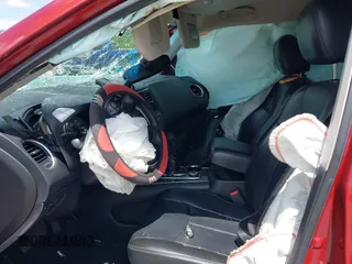 2014 Nissan Pathfinder S z VIN 5N1AR2MM1EC692144, wystawiony jako IAAI lot #42210640 z przebiegiem 128 979 mil mil oraz . Historia ofert i sprzedaży dostępna na DreamBid. Obrazek 5.