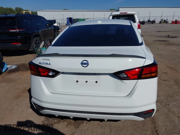 2020 Nissan Altima S with VIN 1N4BL4BV8LC174830, listed as a IAAI auction lot 40313313 with 83,686 mi miles and . Bid and sale history available at carsss.com. Image 17.